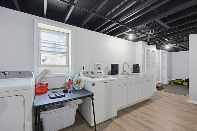 30 Briggs Street, Cranston, RI 02920