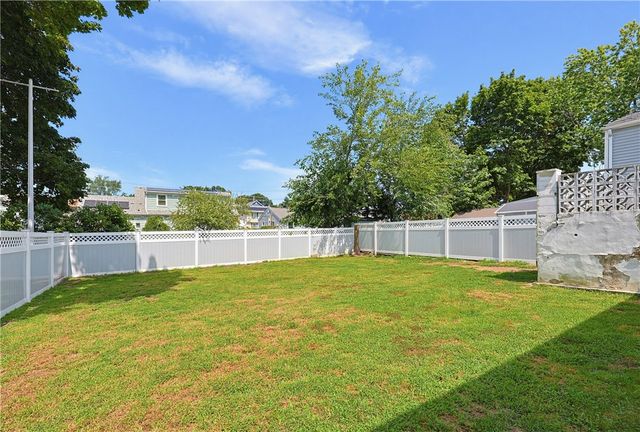 30 Briggs Street, Cranston, RI 02920