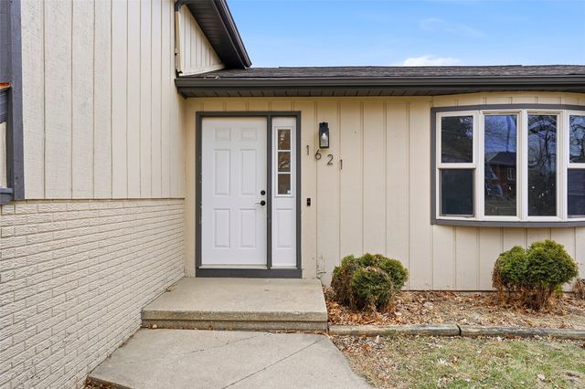 1621 13th Street NW, Cedar Rapids, IA 52402