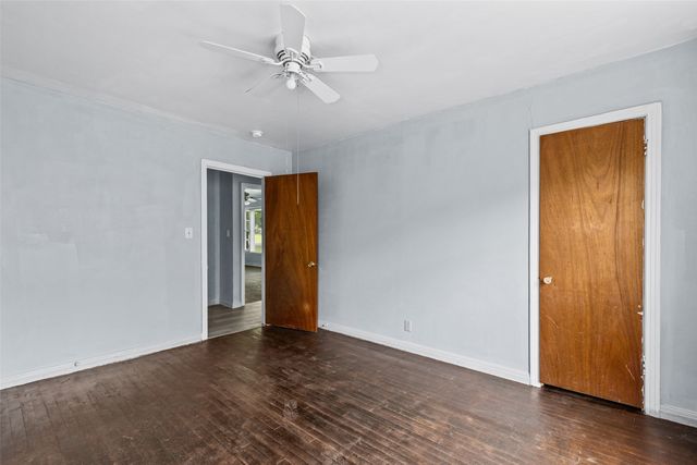 2700 Briarwood Lane, Bellmead, TX 76705
