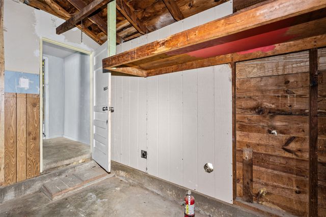2700 Briarwood Lane, Bellmead, TX 76705