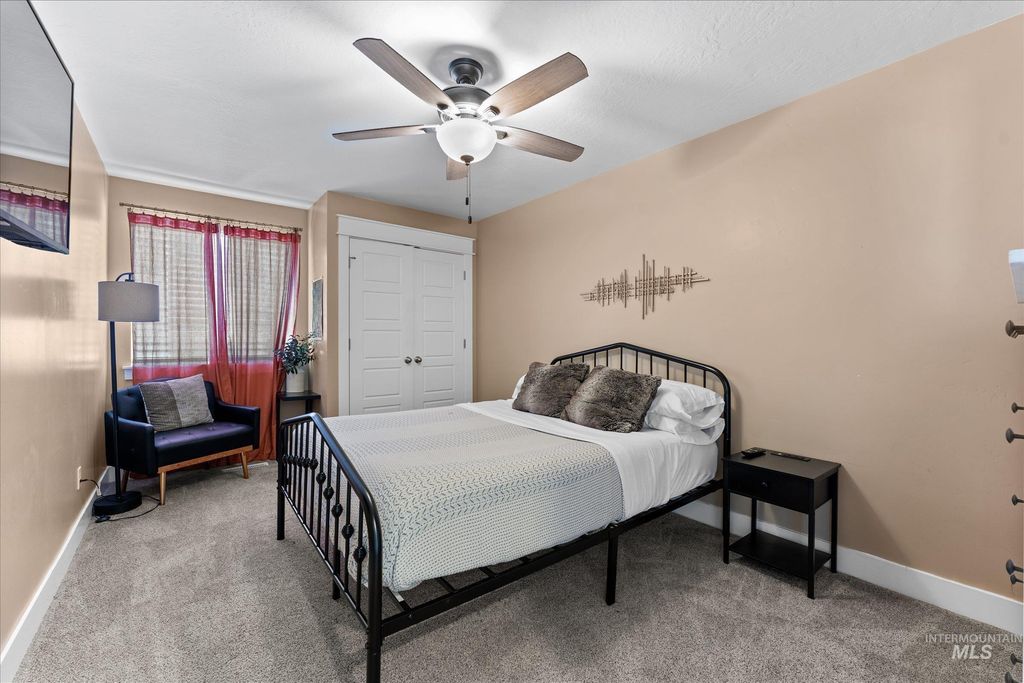 5855 Joe Ln, Nampa, ID 83687 photo 12