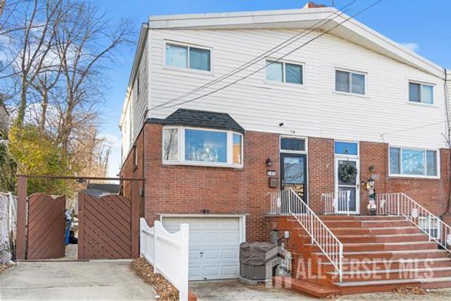 285 Water Street, Perth Amboy, NJ 08861