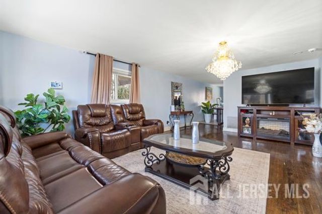 285 Water Street, Perth Amboy, NJ 08861