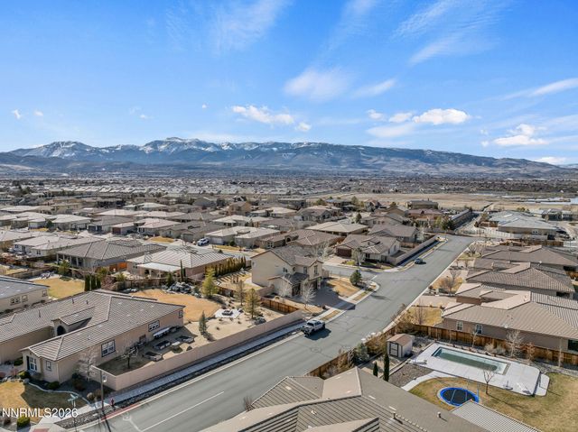 2730 Foxhunter Lane, Reno, NV 89521