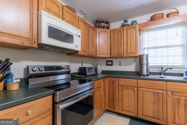 1537 Jackson Street, Locust Grove, GA 30248