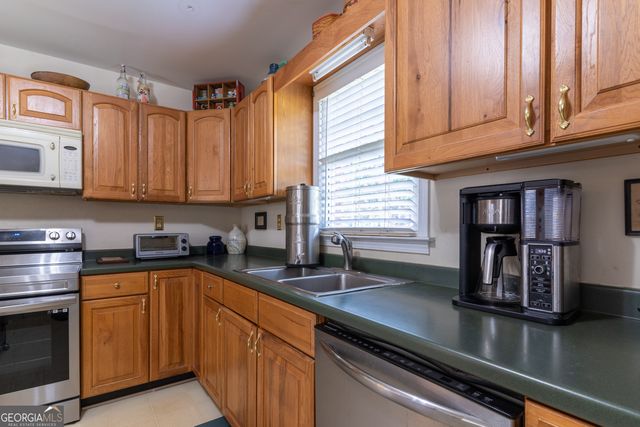 1537 Jackson Street, Locust Grove, GA 30248