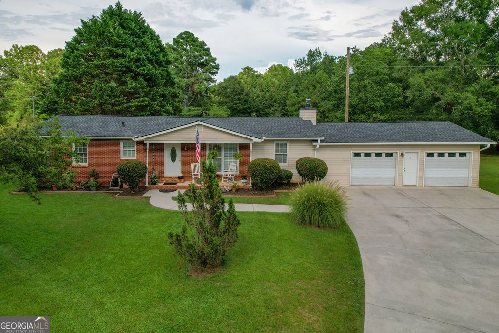1537 Jackson Street, Locust Grove, GA 30248
