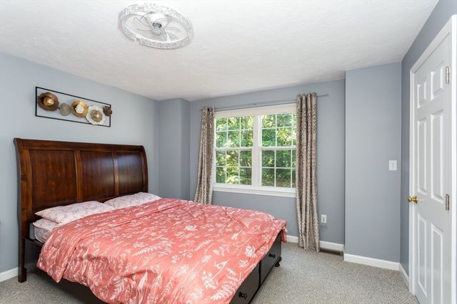 49 Palomino Dr, Franklin, MA 02038