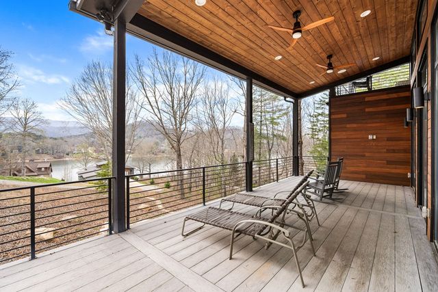 23 Lake Trail W, Hiawassee, GA 30546