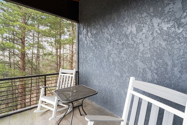 23 Lake Trail W, Hiawassee, GA 30546