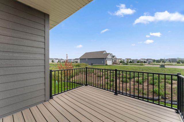 17779 Ellsworth Drive, Lakeville, MN 55044