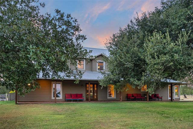 1163 Private Road 6002, Giddings, TX 78942