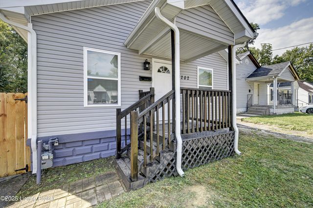 4202 Fordson Way, Louisville, KY 40211