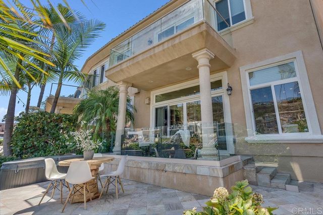 4529 Cove Drive 101, Carlsbad, CA 92008