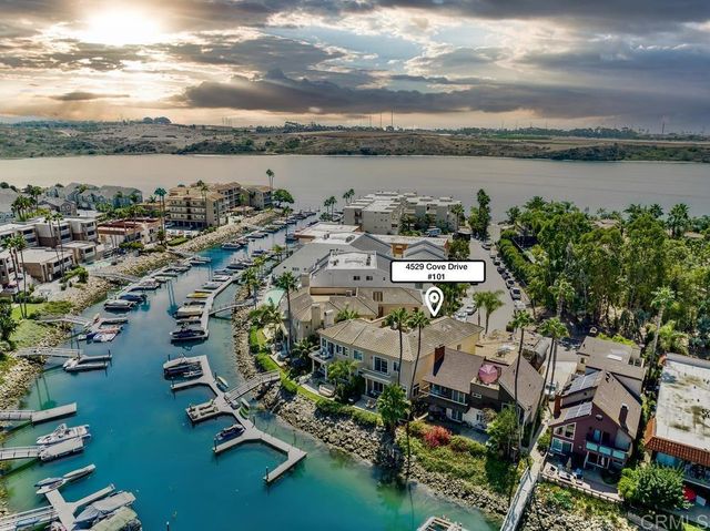 4529 Cove Drive 101, Carlsbad, CA 92008
