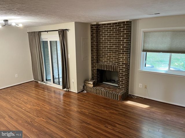 2007 WINGED FOOT CT, Reston, VA 20191