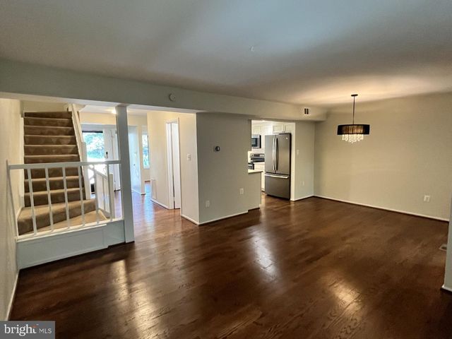2007 WINGED FOOT CT, Reston, VA 20191