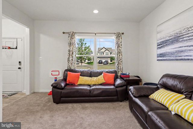 21 BARNHART CIRCLE, Mechanicsburg, PA 17050