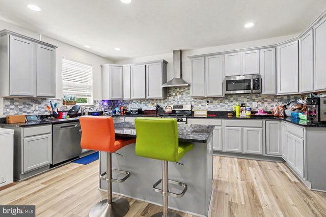 21 BARNHART CIRCLE, Mechanicsburg, PA 17050