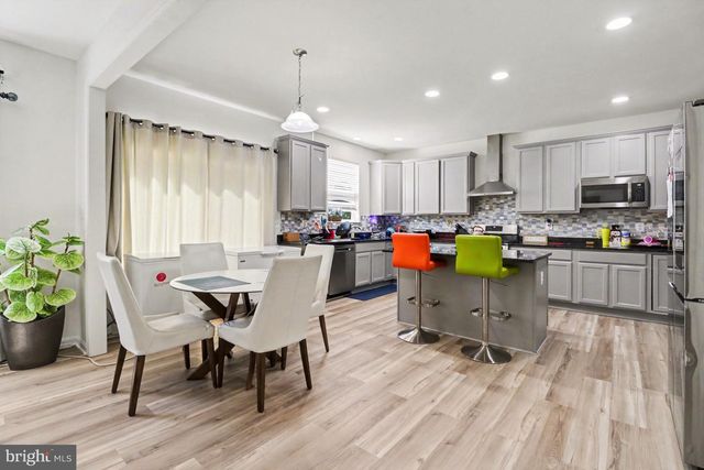 21 BARNHART CIRCLE, Mechanicsburg, PA 17050