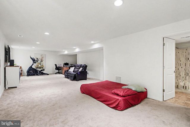 21 BARNHART CIRCLE, Mechanicsburg, PA 17050