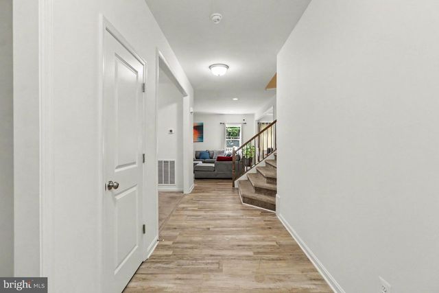 21 BARNHART CIRCLE, Mechanicsburg, PA 17050