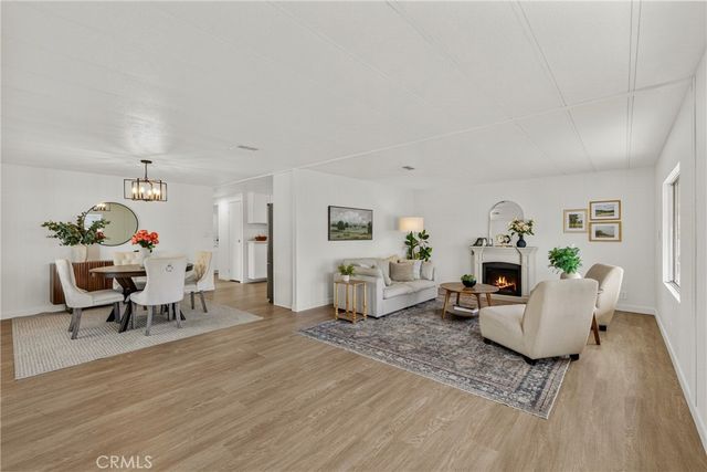 9391 California Ave 13, Riverside, CA 92503