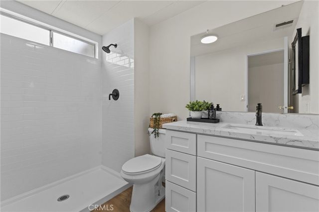 9391 California Ave 13, Riverside, CA 92503
