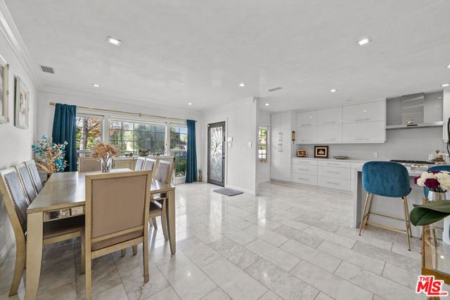 2640 N Keystone Street, Burbank, CA 91504