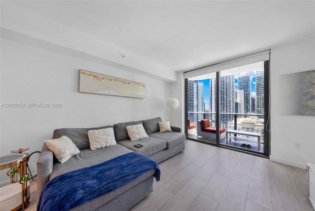 55 SW 9th St 1804, Miami, FL 33130