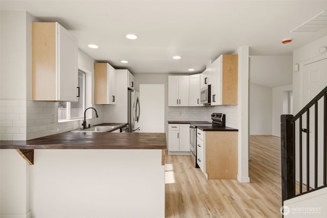 21414 44th Avenue Ct E, Spanaway, WA 98387