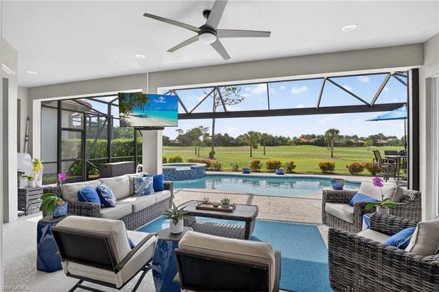 6040 Dogleg DR, Naples, FL 34113