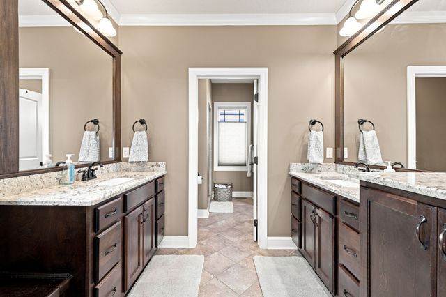 3401 Red Fox Road, Ames, IA 50014