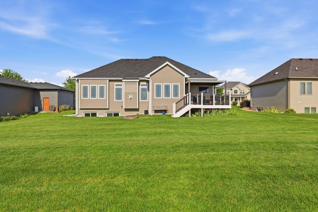 3401 Red Fox Road, Ames, IA 50014