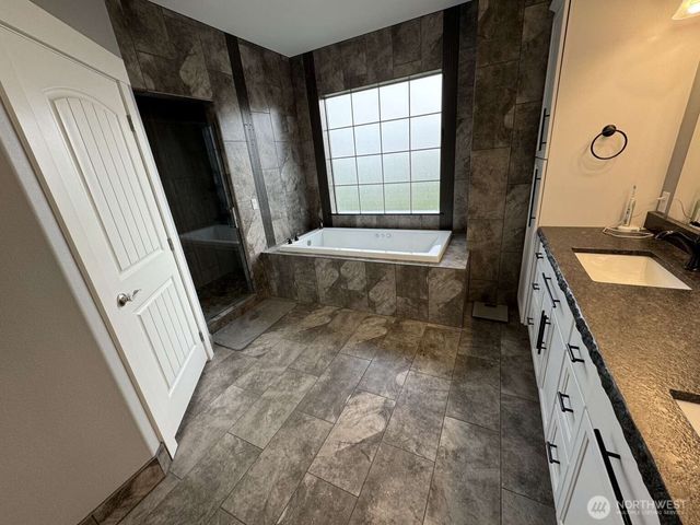 4337 Road 7.4 NE, Moses Lake, WA 98837