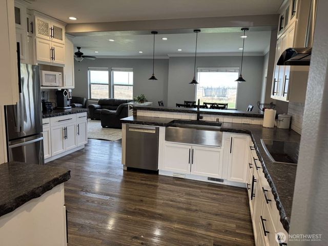 4337 Road 7.4 NE, Moses Lake, WA 98837