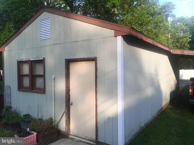 544 ST LOUIS AVE, Egg Harbor City, NJ 08215