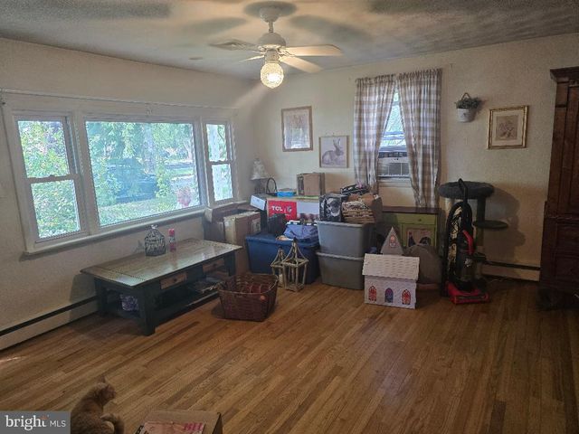 544 ST LOUIS AVE, Egg Harbor City, NJ 08215
