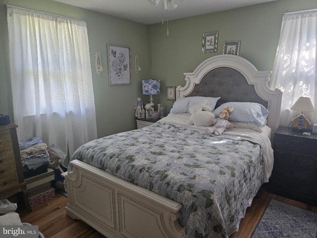 544 ST LOUIS AVE, Egg Harbor City, NJ 08215