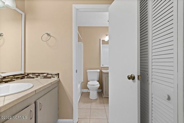 210 E Doris Avenue, Jacksonville, NC 28540