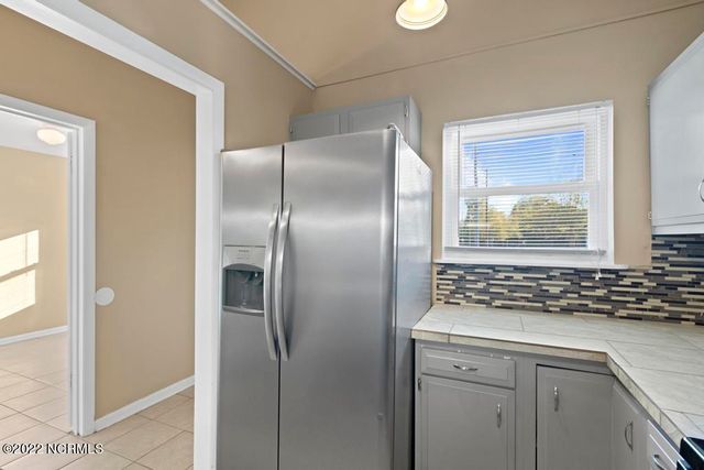 210 E Doris Avenue, Jacksonville, NC 28540