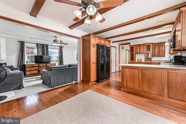 7712 PINE ST, Manassas, VA 20111