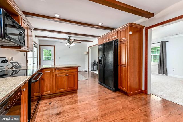 7712 PINE ST, Manassas, VA 20111