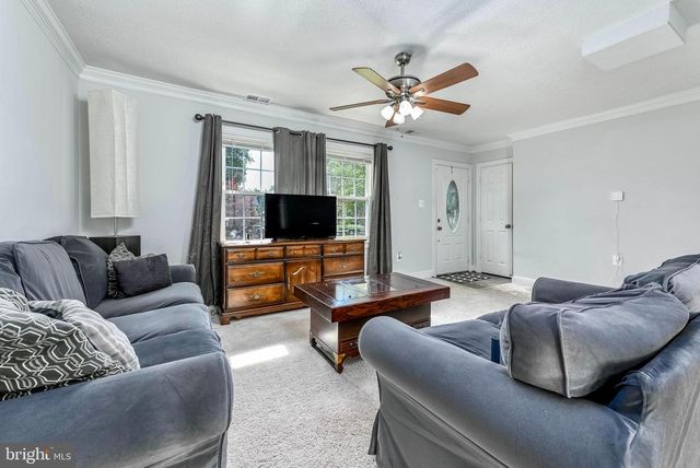 7712 PINE ST, Manassas, VA 20111
