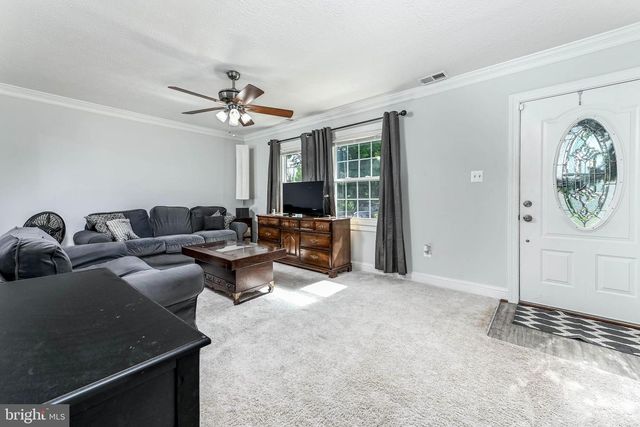 7712 PINE ST, Manassas, VA 20111
