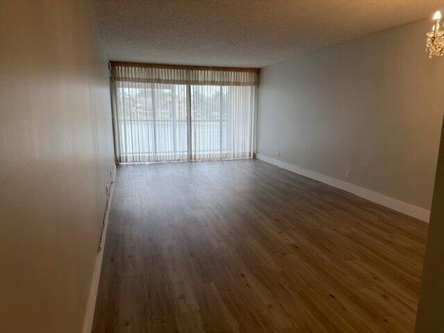 6021 Coral Lake Drive 209, Margate, FL 33063