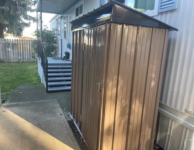 3700 Bellinger Lane SPC 7, Medford, OR 97501