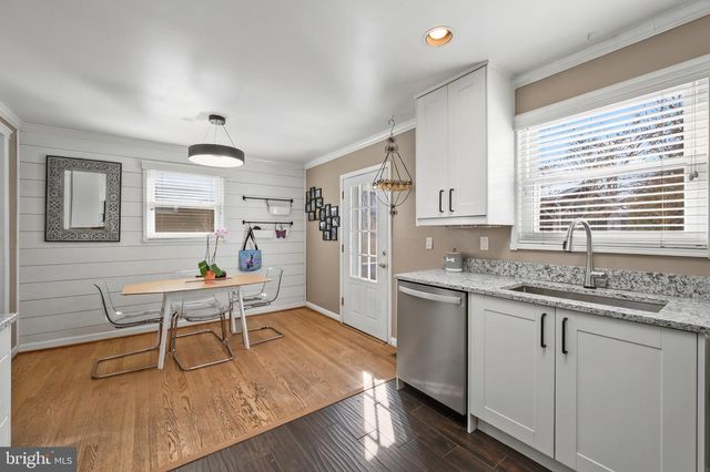 11702 ASHLEY DR, Rockville, MD 20852