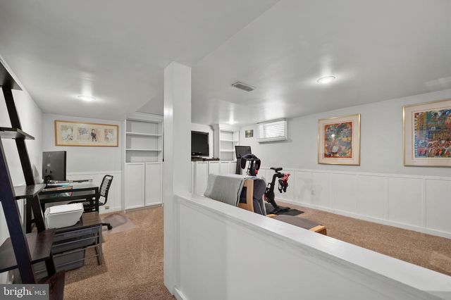 11702 ASHLEY DR, Rockville, MD 20852